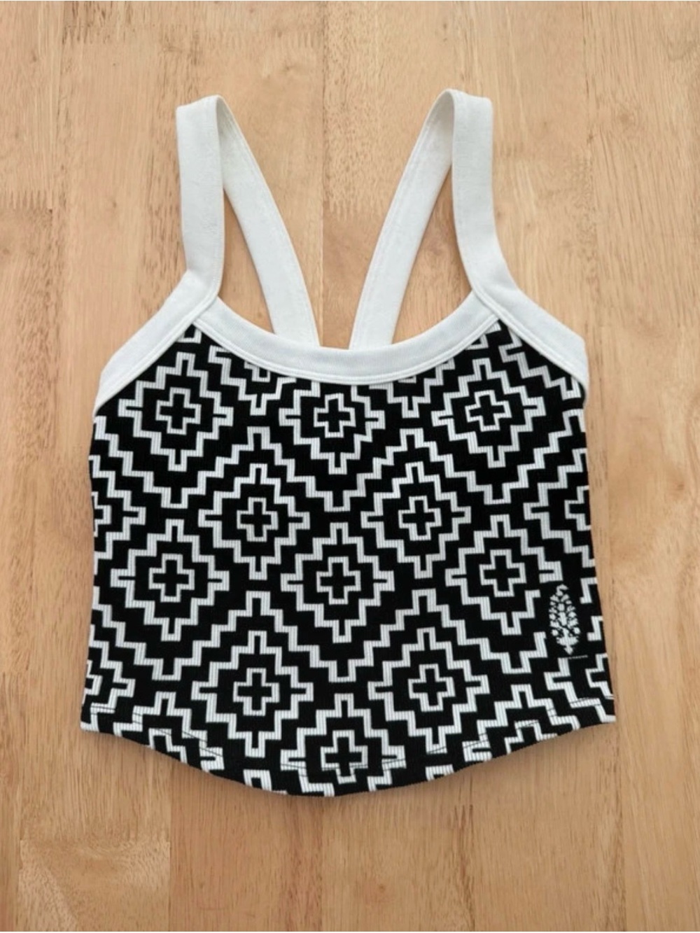 Black & White Geometric Sports Bra/Tank Top - Women